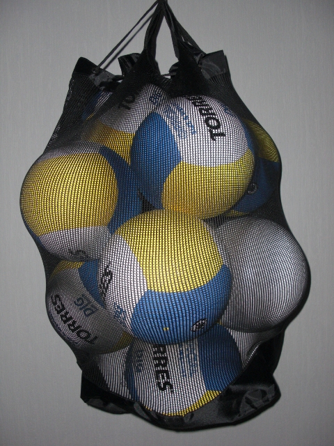 Фотография Сетка для хранения мячей