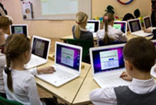 В 2013 году каждая сельская школа будет иметь быстрый доступ к интернету