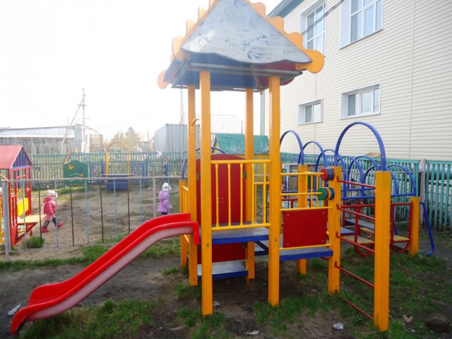 Благодаря губернаторской программе с начала 2015 года в Московской области открыто 32 детские площадки